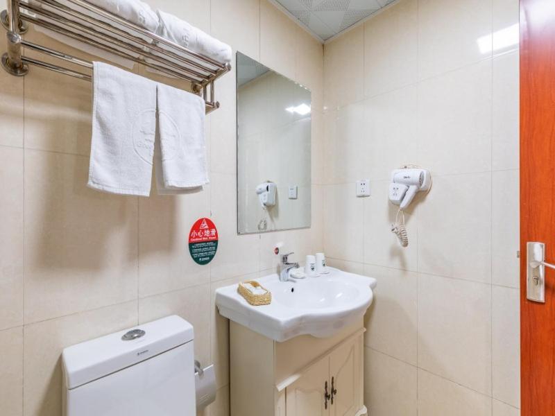 Greentree Inn Liaoning Dalian Development Zone Jinma Road Pedestrian Street Express Hotel Exterior foto