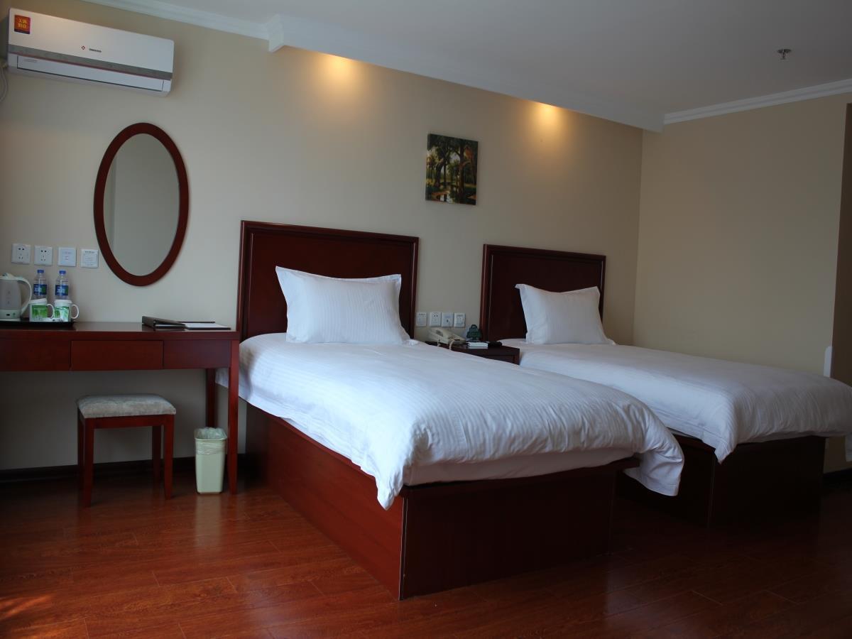 Greentree Inn Liaoning Dalian Development Zone Jinma Road Pedestrian Street Express Hotel Exterior foto
